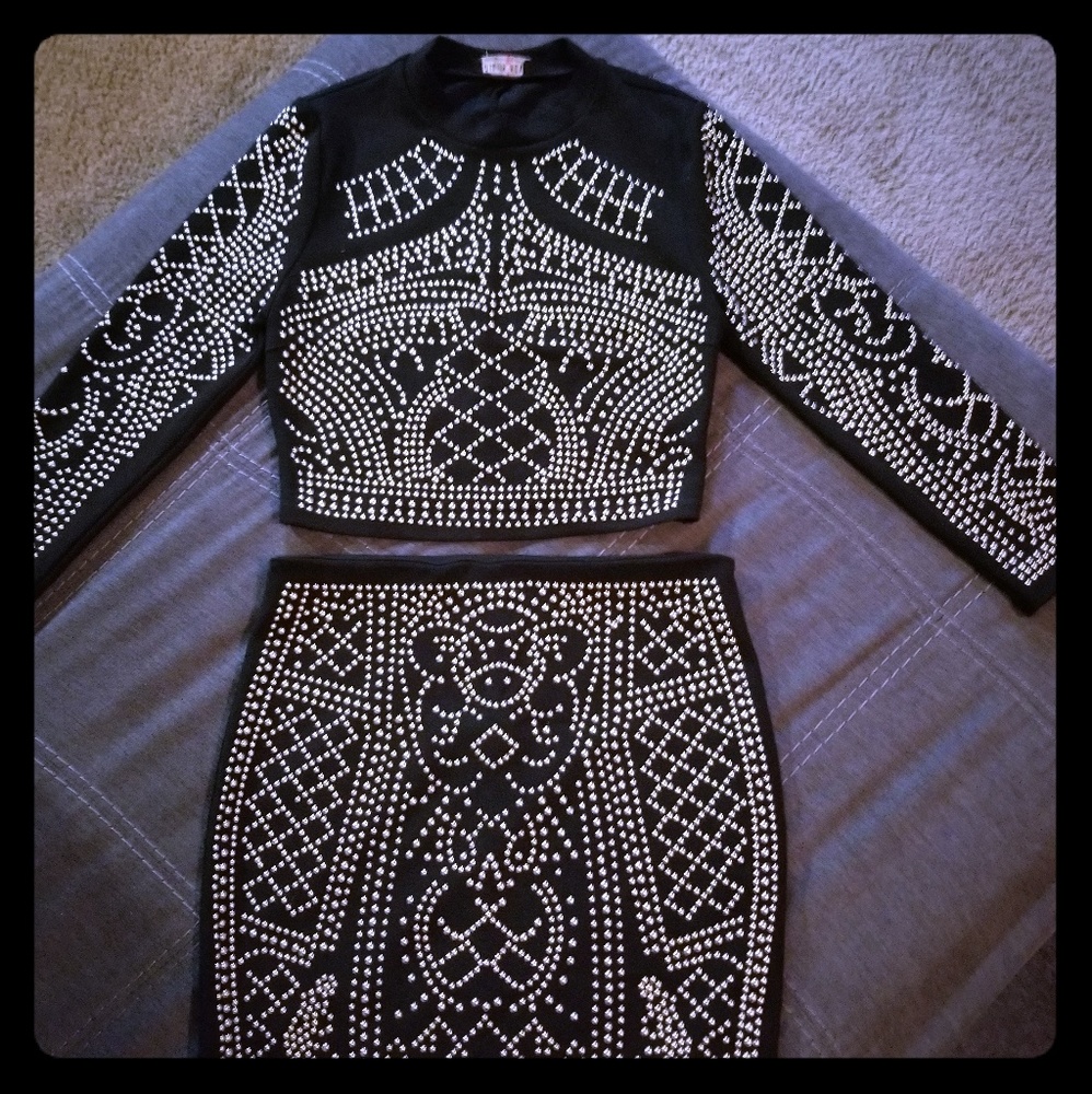 Two piece matching shirt set